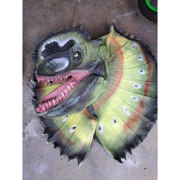 VTG 1991 Jarrasic Park Dilophosaurus Spitter Wearable Mask RARE Dinosaur Collect - Picture 5 of 10